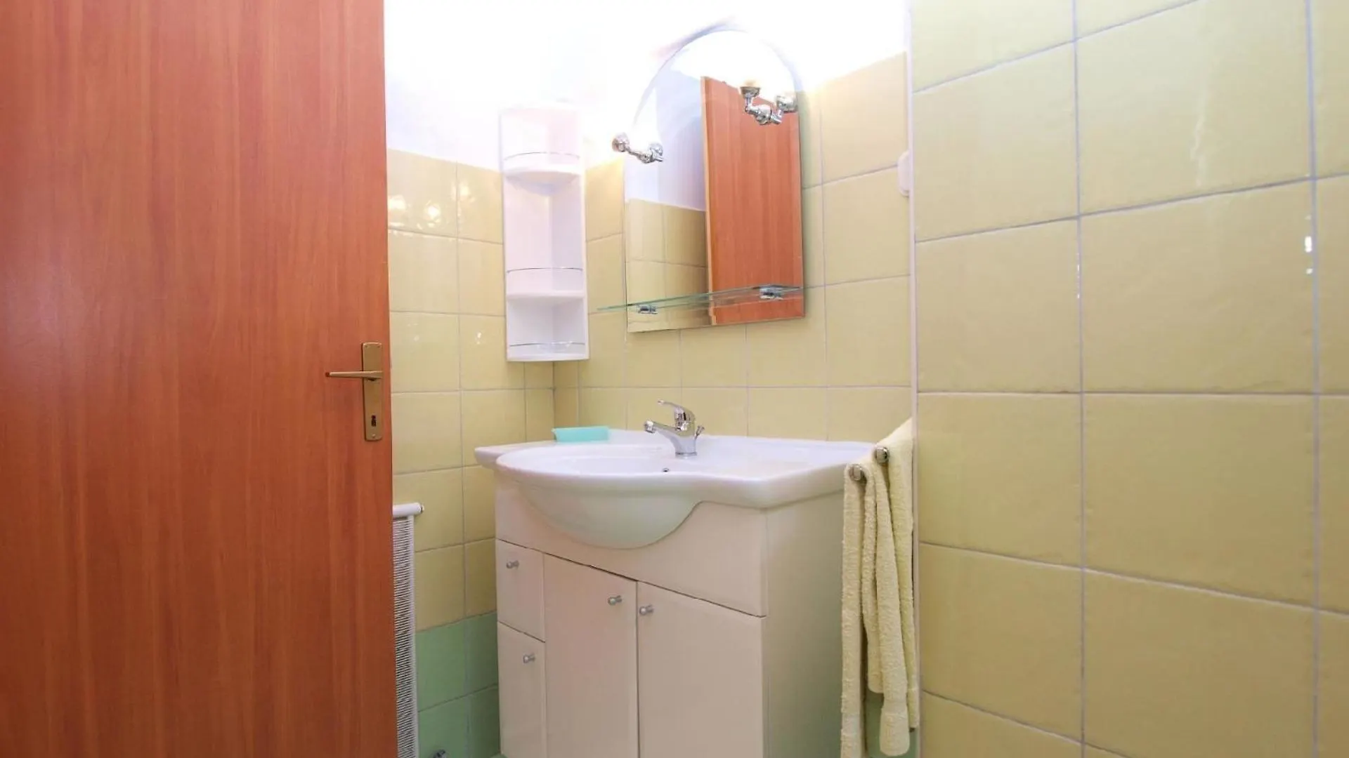 Apartment Ferienwohnung Fuer 2 Personen Ca 35 Qm In Medulin, Istrien Suedkueste Von Istrien